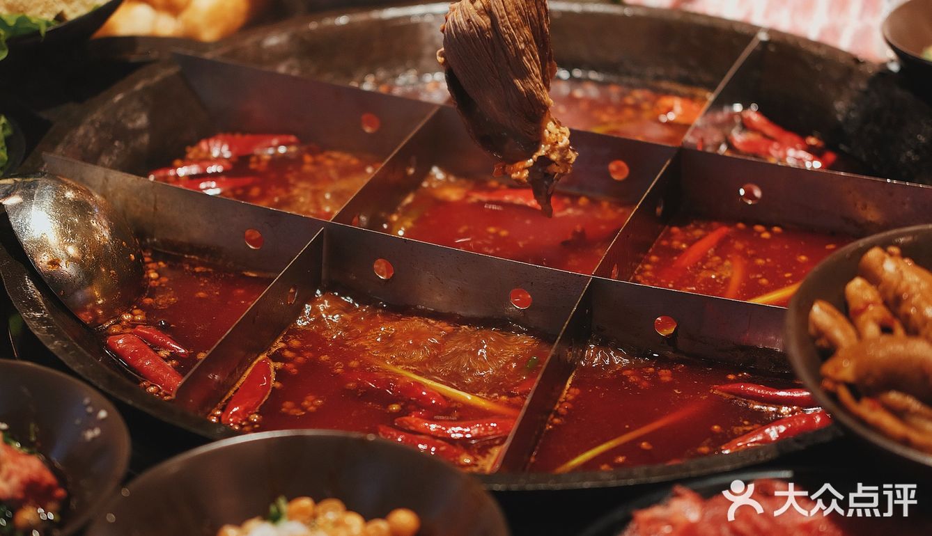 笑死👀划拳助兴吃火锅|超可爱雪花冰看着你