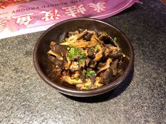 去骨黑凤爪-蛙小侠·沸腾砂锅(南山欢乐颂店)