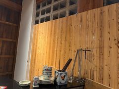 -挂旗柴锅鸡(蚌山区嘉年华店)