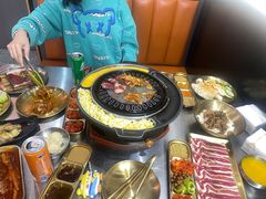 -胡悦里韩式烤肉(芝罘万达广场店)