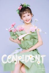 -小脚丫专业儿童摄影店