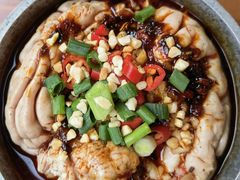 重庆九村烤脑花-炉小二铜锅牛蛙•川湘菜(三里屯店)