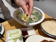 -梅利汴京烤鸭•开封豫菜地标店(东司门店)