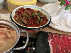 -龙聚德北京烤鸭(沙坪坝华宇A馆店)