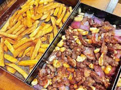 -老东镇啤酒屋海鲜加工·蒸汽海鲜·海鲜烧烤(台东店)