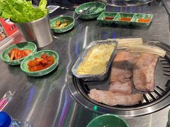 -欧巴炭烤肉오빠숯불구이(南京东路店)