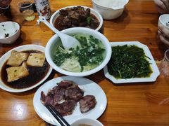 -山里人家土菜馆(茅山店)