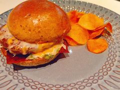 -潮一不贰·法式甜品·生日蛋糕·西式简餐(外滩店)