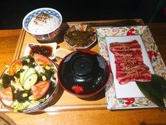 -肉魁屋·烧肉·烧鸟·酒场(高新店)