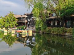 -湖光月色临湖音乐餐厅(台儿庄古城店)