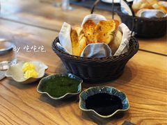 精选面包-窗外西餐厅(普罗理想国店)