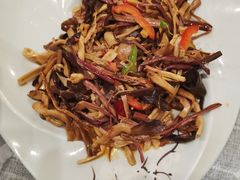 -小厨子私房菜·云南美食店