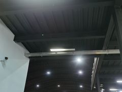-嘿哟动霸CHUA·新潮玩运动娱乐中心·蹦床滑冰团建乐园