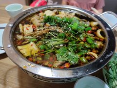 -自贡盐帮菜·玩辣餐厅(樱花园西街店)