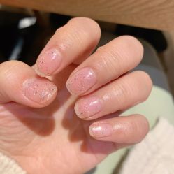 -吉吉靓甲美睫