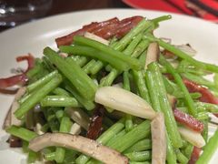-肆海小川菜酒馆Wine Bistro (青年路店)