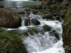 -百丈飞瀑