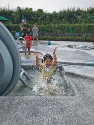 -季高兔窝窝亲子园(上海薰衣草公园店)