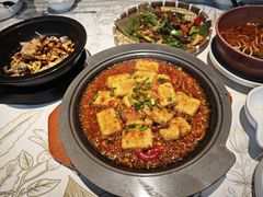 -云海肴·汽锅鸡·云南代表菜(天山百盛优客店)
