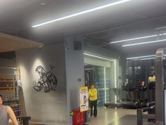 -超鹿运动(五四路恒力城店)