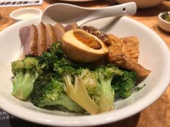 -陈鹏鹏潮汕菜(宝安机场T3航站楼店)