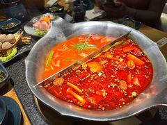 -湊湊火锅·茶憩(南京东路悦荟店)