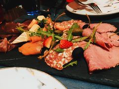 冷切肉拼盘-YUE·6·西式融合餐厅(外滩六号店)