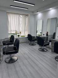 -LILI·HAIR SALON理理造型