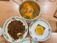 -一坐一忘云南菜(嘉里中心店)