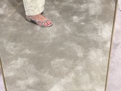 -文艺复兴百货(米兰大教堂广场店)