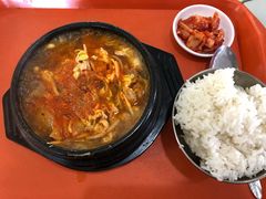 -上海对外经贸大学松江校区-食堂