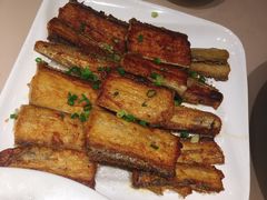 香煎刀鱼-老码头黑皮肘子锅包肉(赣水路店)