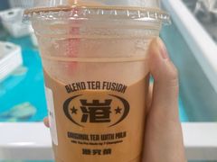 -港究茶·冠军丝袜奶茶(皇庭广场店)