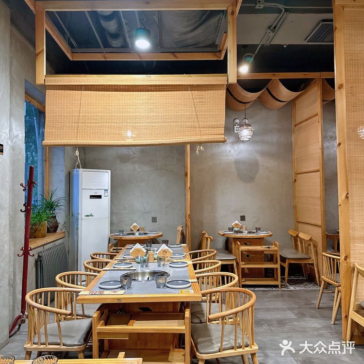 藏在居民区里的重庆火锅店，蒜里甜牛肉串爱了‼️