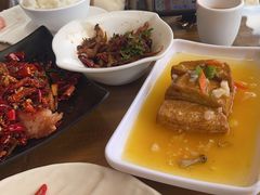 -隔壁老王·家常云南菜(花巷店)