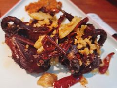 酱香油酥鹌鹑-老闵田螺馆·南昌市井菜·特色小吃(总店)