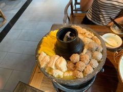 布衣暖锅-水煮三国·川鲁江湖菜(香山店)