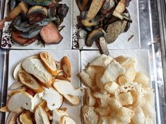 -野菌皇海景野生菌火锅(滨海大道店)