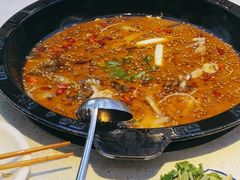 -蛙鱼潭美蛙鱼头火锅(解放碑瑞富广场店)