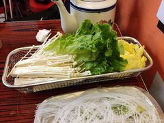 -沙胆彪炭炉牛杂煲(上海日月光广场店)