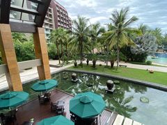 -三亚湾海居铂尔曼度假酒店