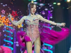 -金东尼人妖秀