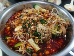 -周良天山牛杂城(天山路总店)