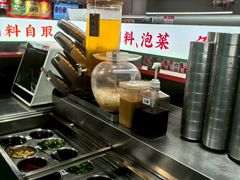 -成都你六姐·牛肉冒菜(信泰中心商场店)