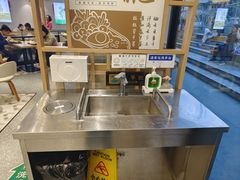 -荟选餐饮徐家汇社区食堂(徐虹北路店)