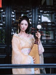 -一揽芳华汉服旗袍体验馆(拙政园店)
