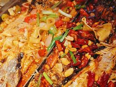-鸣记脆皮烤鱼·海鲜烤鱼(三八广场店)