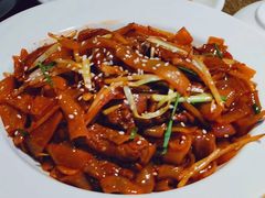 -新大咀港式茶餐厅(宝山万达店)