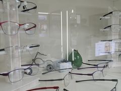 -潘多拉眼镜·蔡司依视路明月(潘家园店)