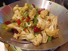 -霸气大叔干锅鸭头·龙虾烧烤·川菜·赛事直播(三里屯店)